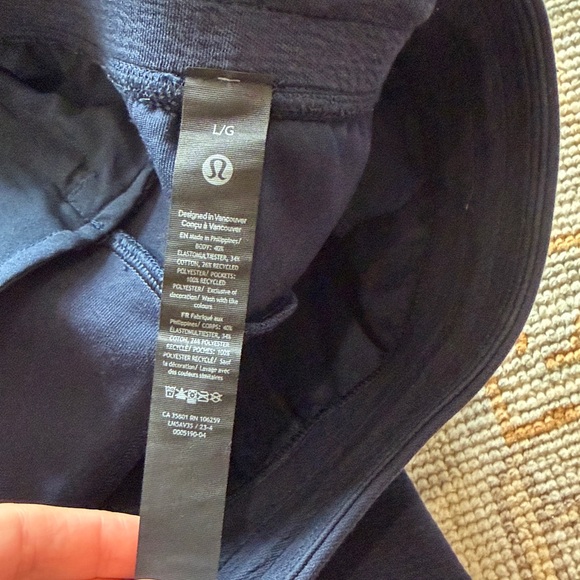 Lululemon Athletica Navy sweatpants - Picture 2 of 8